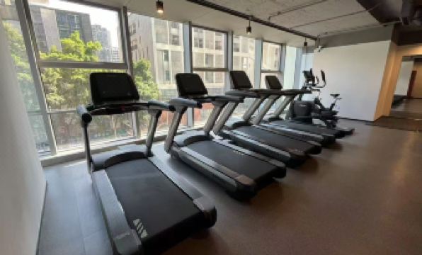 Shenzhen Yicheng Garden Hotel (UniWorld Mall Longhua Metro Station Branch)​