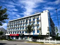 Haiyan Tongyuan Yiju Hotel