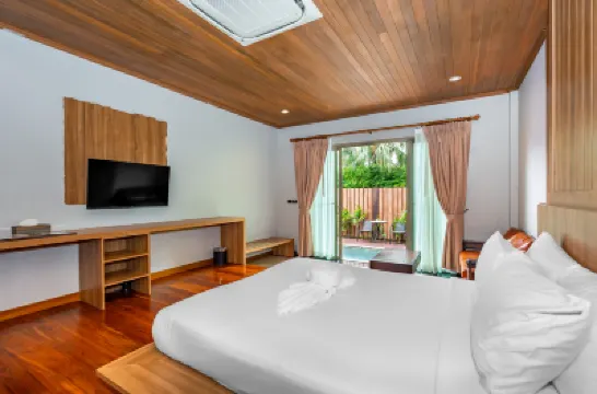 Malabar Pool Villa Phuket Hotels in Koh Sirey