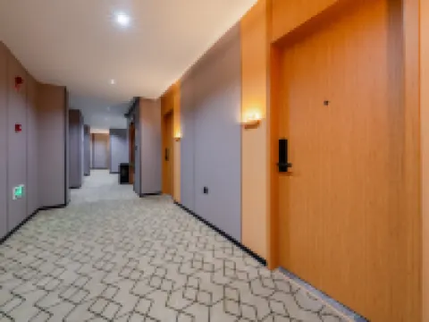 Binjiang Hotel (Wanshang City Plaza) Hotels in Yongfeng