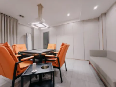 蘭夏Hotel（佛山千燈湖礌崗地鐵站店）