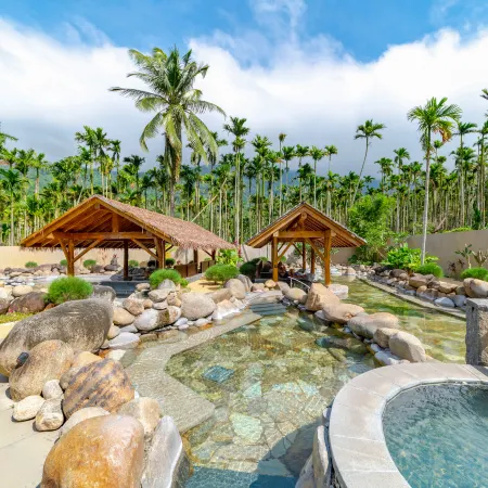 Yushe Heting Wenquan Resort Hotel