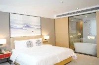 Wuzhou Riverside Grand Metropark Hotel Hotels in Wuzhou