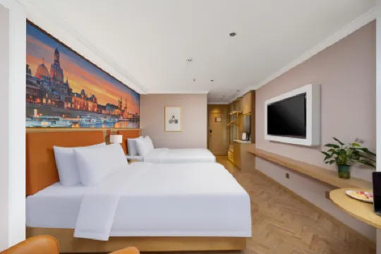 Yalinhemei Airport Hotel (Binhai International Airport Subway Station)