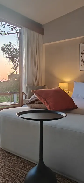 ห้องดีลักซ์วิวทะเลพร้อมระเบียง