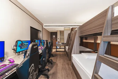 維亜納eスポーツ民宿（鞏義雅宇新天地）