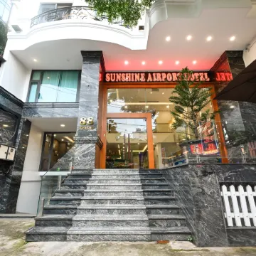 Sunshine Airport Hotel Hotels near Ga Gò Vấp