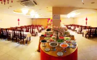 Soluxe Cairo Hotel - breakfast