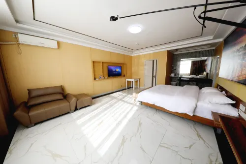 Super 8 Hotel(Binzhou Zhanhua Fugu Road Branch)