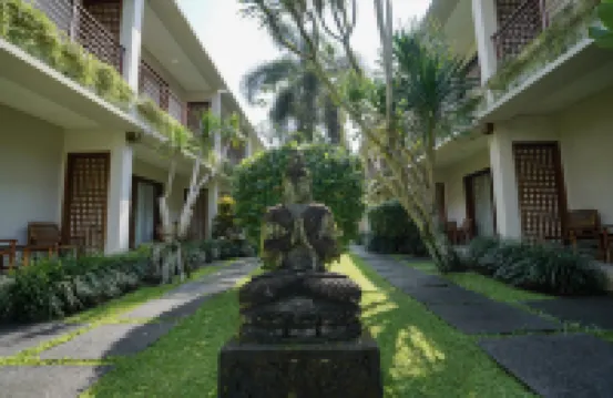 ぺルティウィ ビスマ 1 ウブド・モンキーフォレスト周辺のホテル