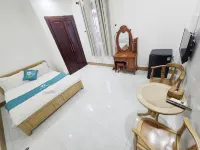 Ha Vy Hotel Quan 9 Hoteles cerca de Distrito 9
