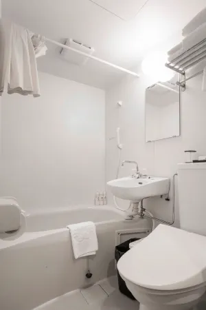 Sakura Hotel 3