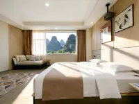 Yizhou Holiday Hotel