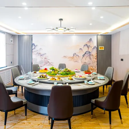 Home Inn UP Huaxuan Collection Hotel (Qufu Sankong Scenic Area)