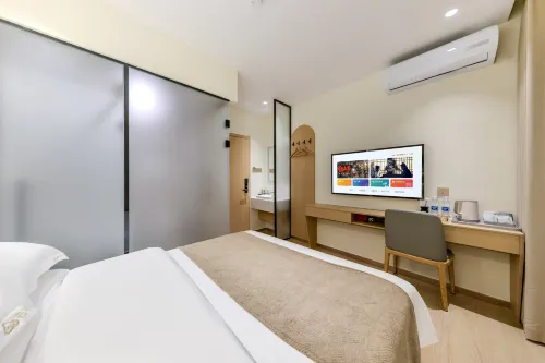 Yunyou Light Luxury Homestay (Burqin Branch) - 2-Star