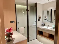 Puer Cloud Top Hotel - New