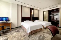 Jingfang Esports Hotel (Pingtang County Passenger Transport Station Sandian Plaza Branch)