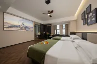 ONE STAY·Designer Hotel (Kuanzhai Alley) Hotels near Baiguolin Station