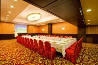 Latanya Palm & Spa Airport  Hotel