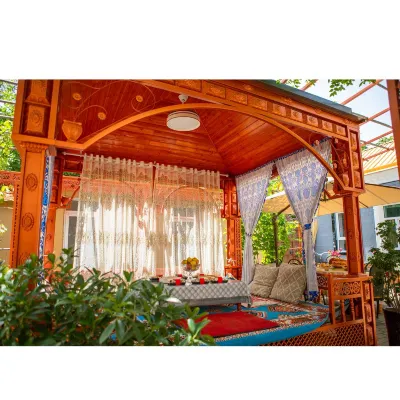 Ili Yining Qinheju Courtyard Homestay