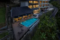 Yueshanju Jingshang Holiday Homestay ( Zhangjiajie National Forest Park) - インフィニティプール