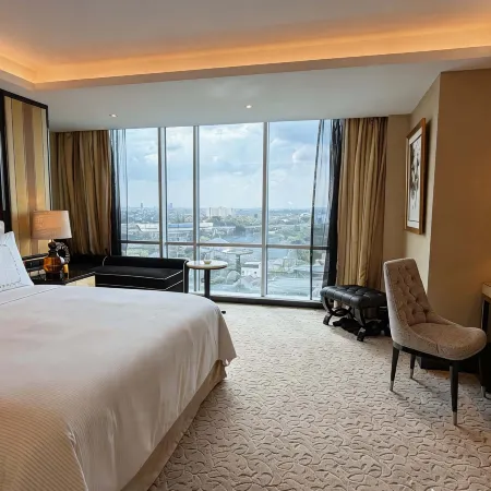 Trans Hotel Jakarta Отели рядом с достопримечательностью «Торговый центр Cibubur Junction»