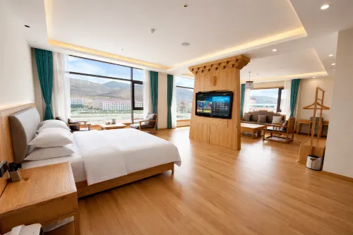Yuji Jade Palace Hotel