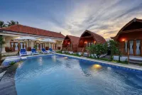 Neduh Cottage - piscina