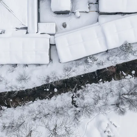 Otaru Retreat by Onko Chishin