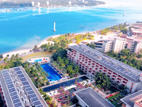 Wyndham Grand Plaza Royale Wenchang