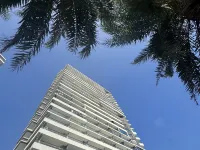 Baisite Van Gogh Sea Resort Meisu Hotel (Shanwei Poly Jinxuanwan Branch) Hotels near South China Normal University (Shanwei Campus)
