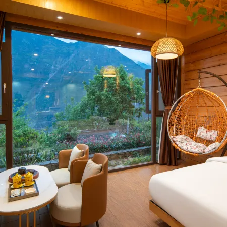 Inner Horizon Retreat
