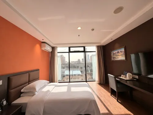 Huade Hotel (Dongfanghong Plaza)