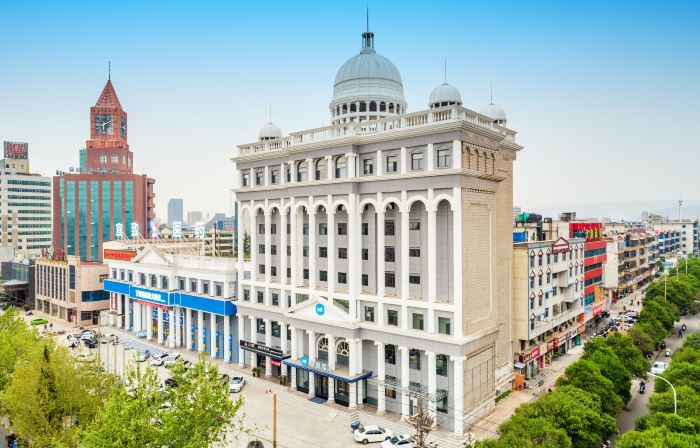 โรงแรม HanTing (ศาลากลางเมืองหลิงเป่า)