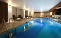 Darkhill Hotel - piscina
