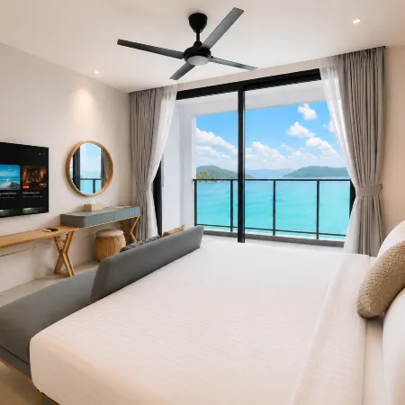 Beachfront Seaview Suite | Cenang | Super King Bed