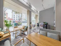 CHEERMAY HOTELS - bar