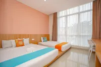 Sans Stay Nagomi Gayamsari Semarang - parking