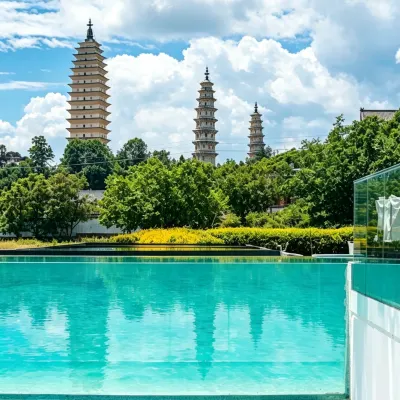 大理閑在·解春秋|心嶼療愈·康養音療靜心奢邸（崇聖寺三塔店） 鄰近崇聖寺三塔文化旅遊區的酒店