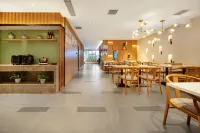 QIANNA HOTEL JOURNEY (Xingyang Municipal Government) - موقف سيارات