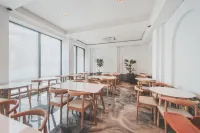 失眠飯店 - 早餐