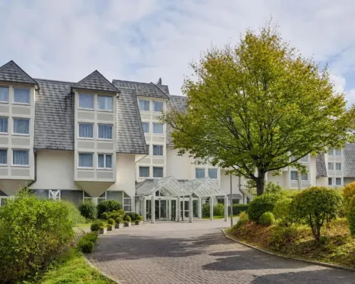 Sunday Hotel Wiesbaden Niedernhausen Empfohlen Photos