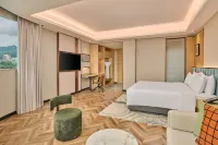 Hilton Garden Inn Guangzhou Huangpu Luogang Science City - Mountain view