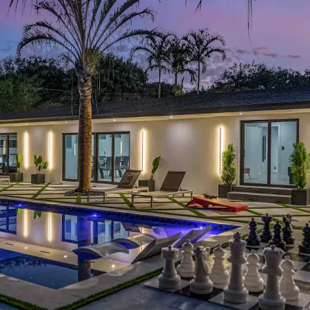 Family Estate with Heated | Pool | Spa & Game Yard