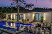 Family Estate with Heated | Pool | Spa & Game Yard - สัตว์เลี้ยง