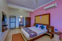 Shivneri Valley Resort - parking