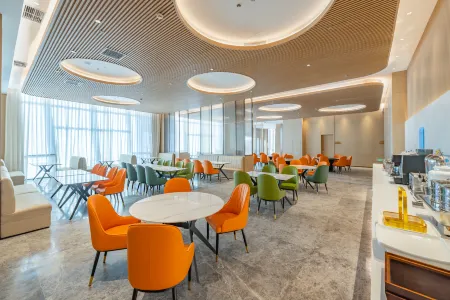 Holiday Inn Express Suzhou Luzhi Отели рядом с достопримечательностью «Xiao Fangfang Hall of Performing»