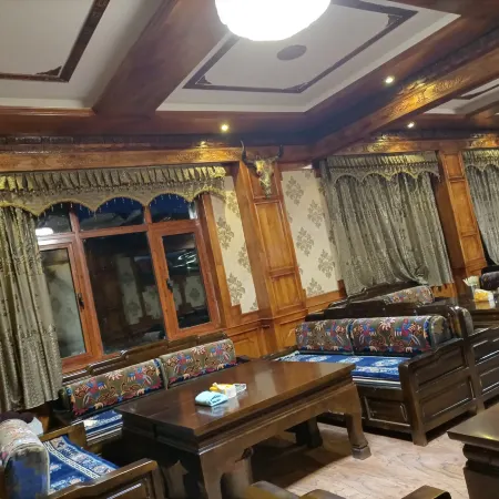 Nuanle Hotel