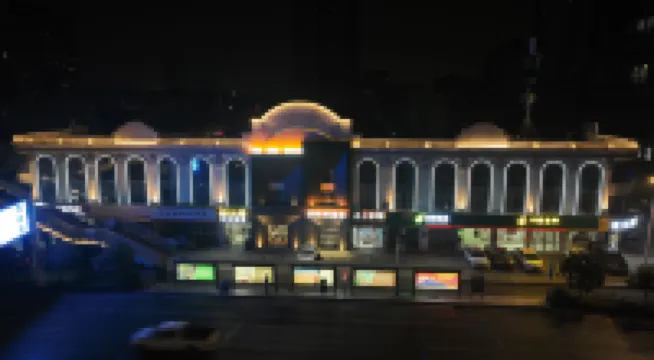 悅然ホテル（諸葛亮広場万達広場） 諸葛亮広場周辺のホテル