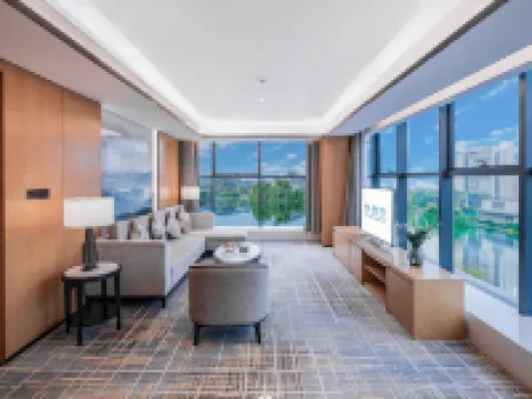 Egret Island Lakeside Hotel Hotels in Xichong